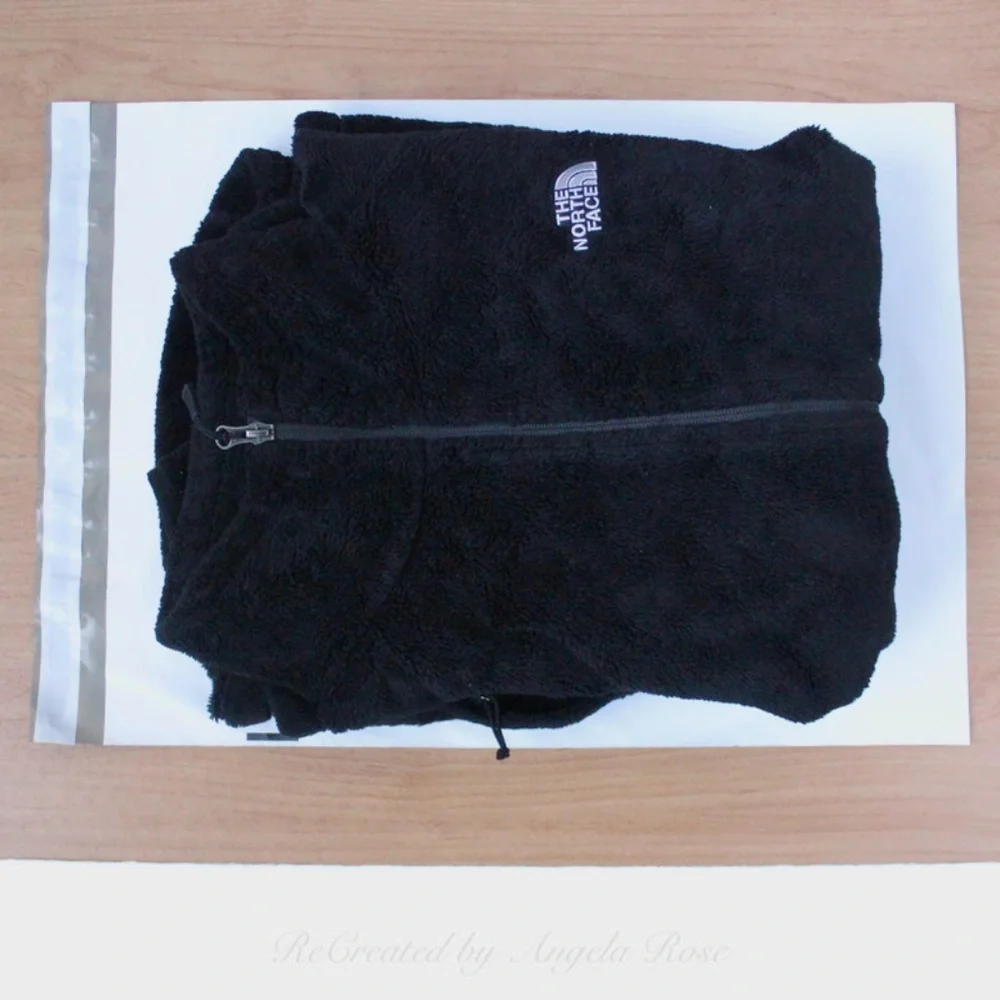 25 14.5 x 19 Poly Mailers - White